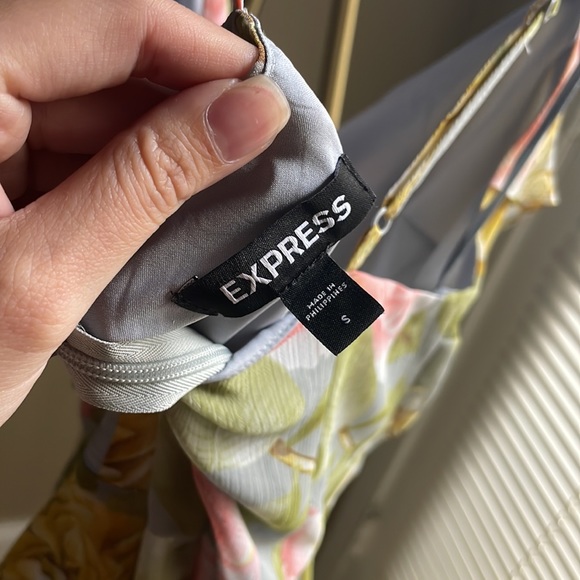 Express size small - Picture 4 of 5